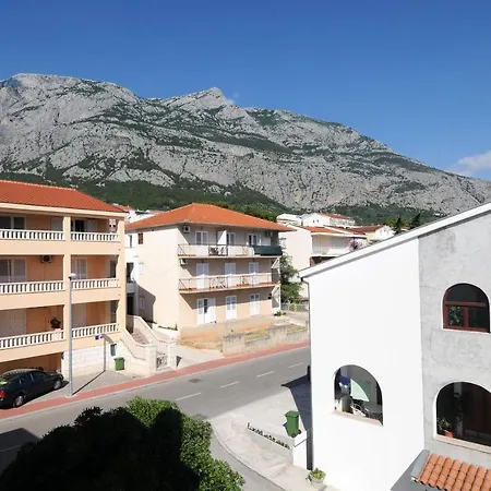 Zvonko Apartment *
