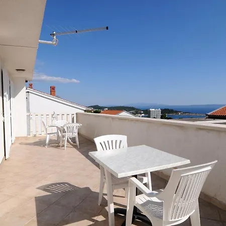 Apartment Zvonko Makarska